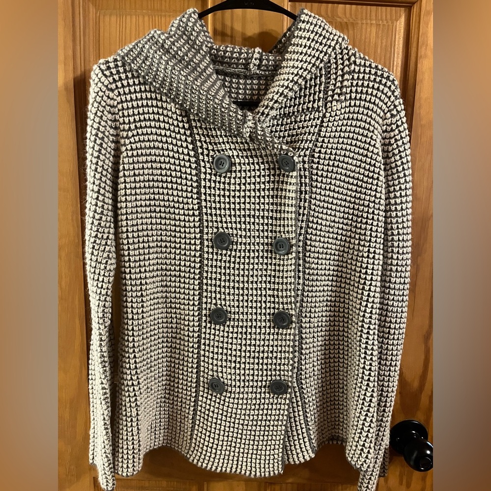 Women's Black and White Houndstooth Jacket/sweater